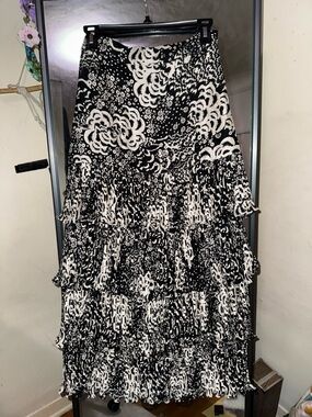 Zara Black and White Floral Tiered Maxi Skirt